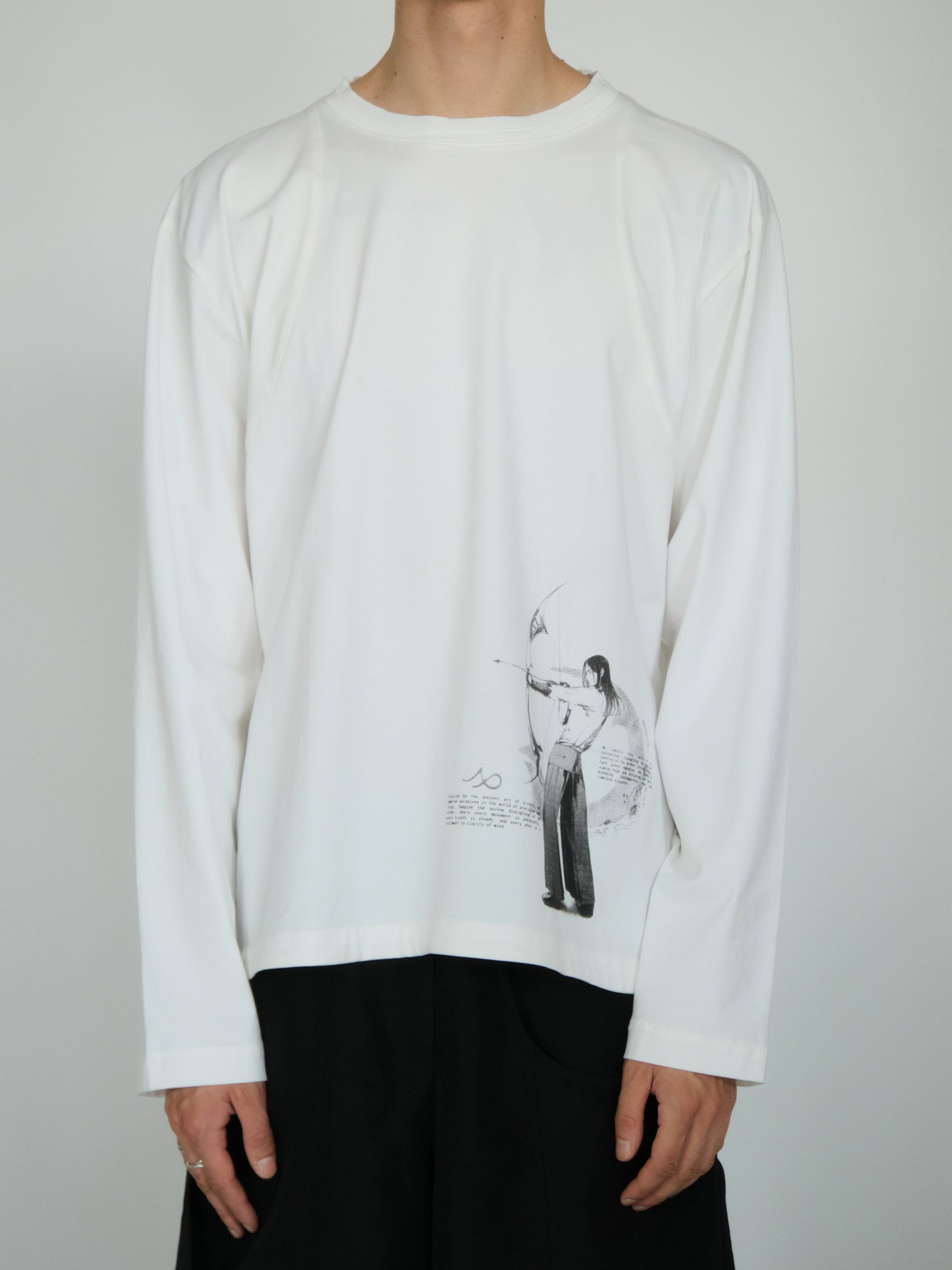 THE IDIOT X OPINI: Arc Long Sleeve [White]
