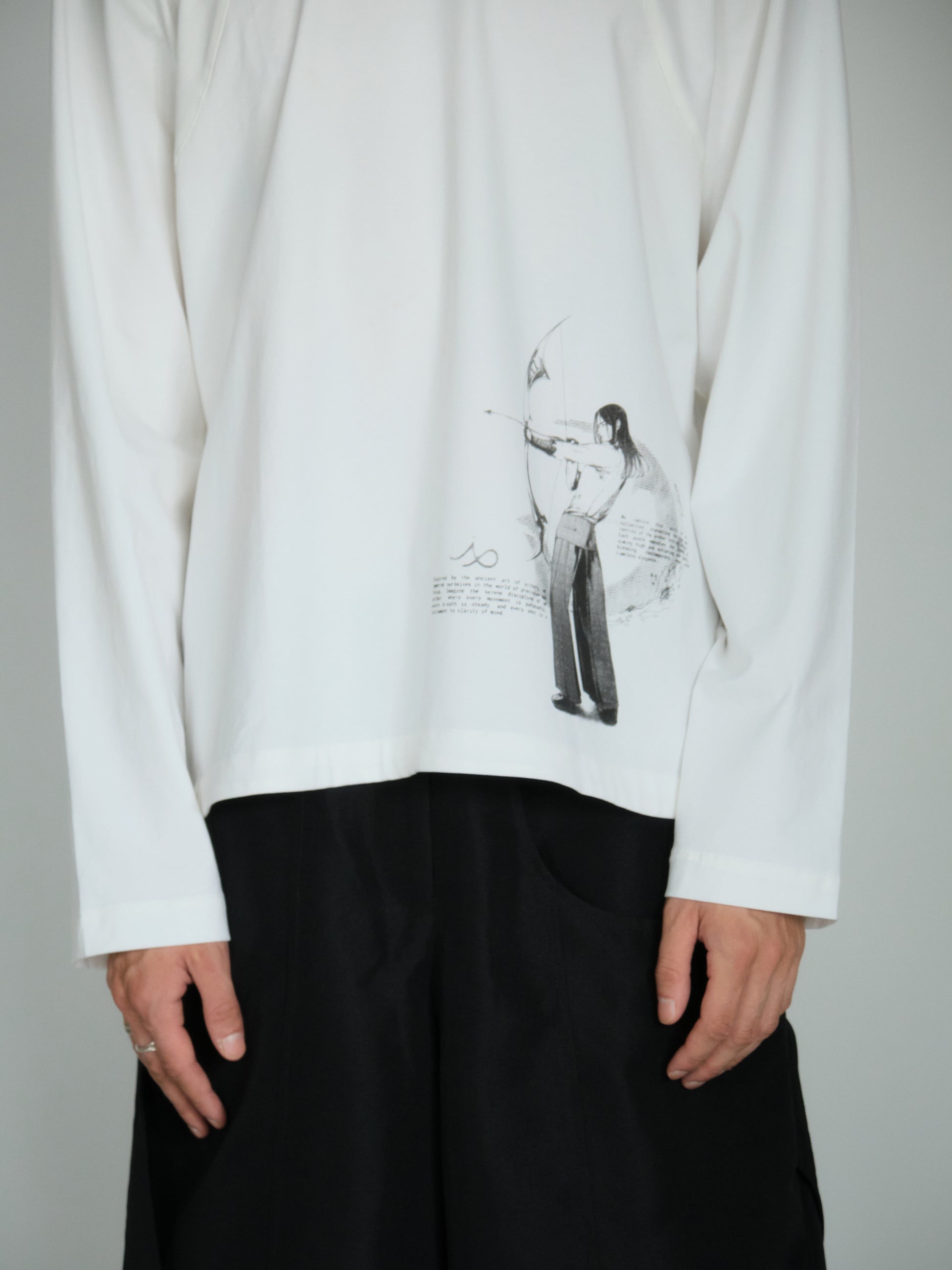 THE IDIOT X OPINI: Arc Long Sleeve [White]