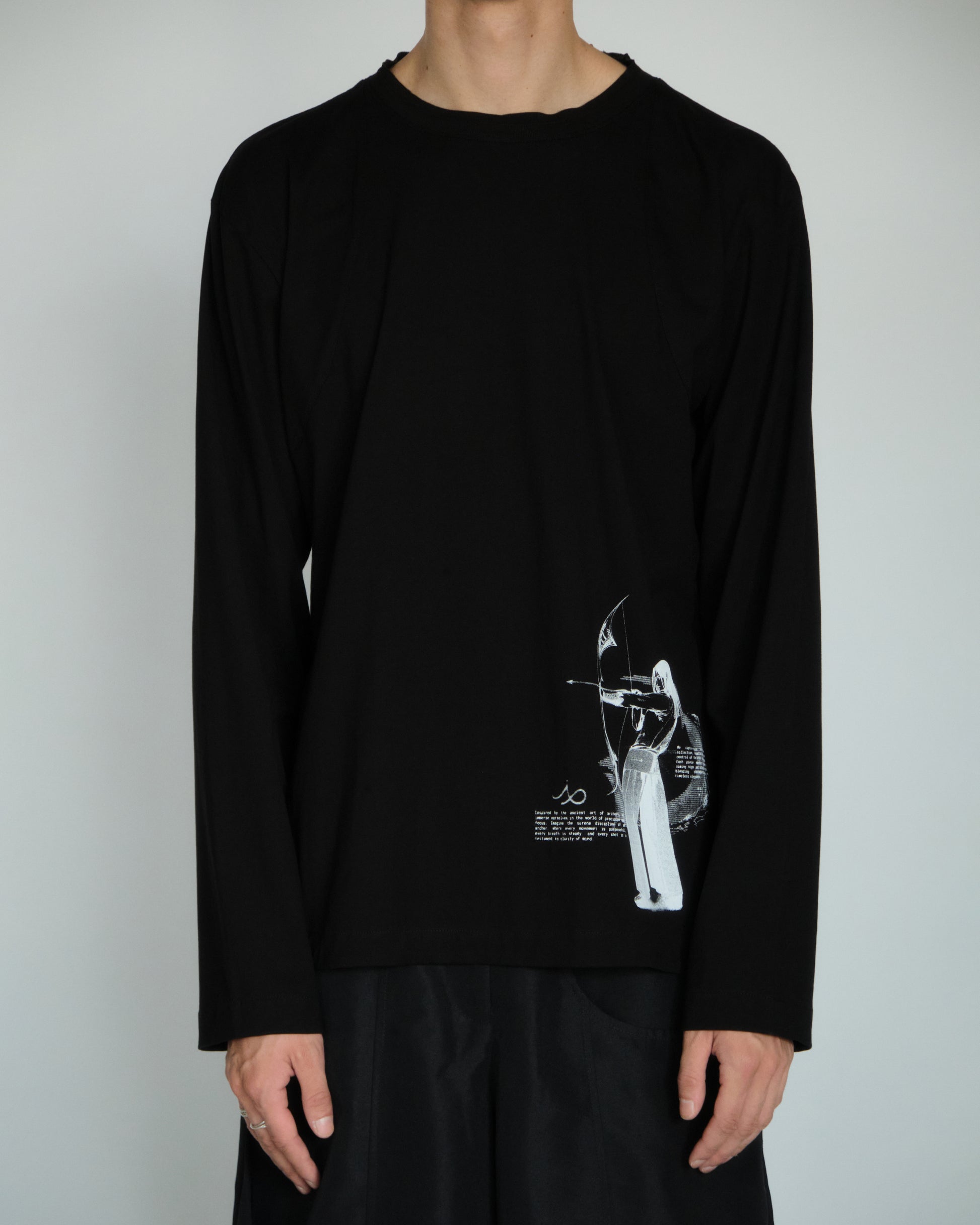 THE IDIOT X OPINI: Arc Long Sleeve [Black]