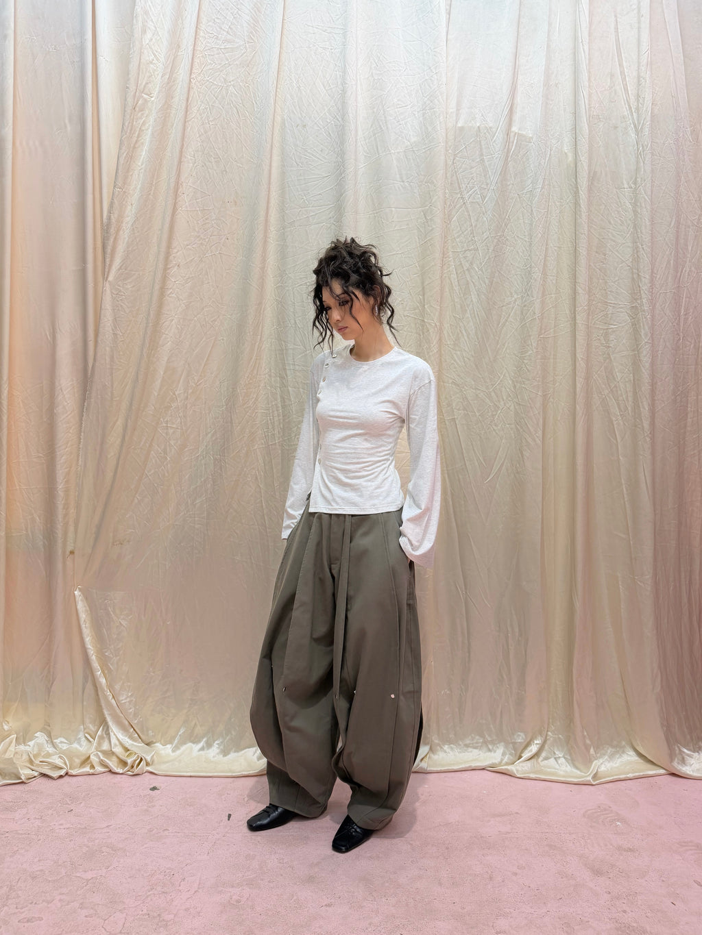 Flared Sleeve Top [Grey]