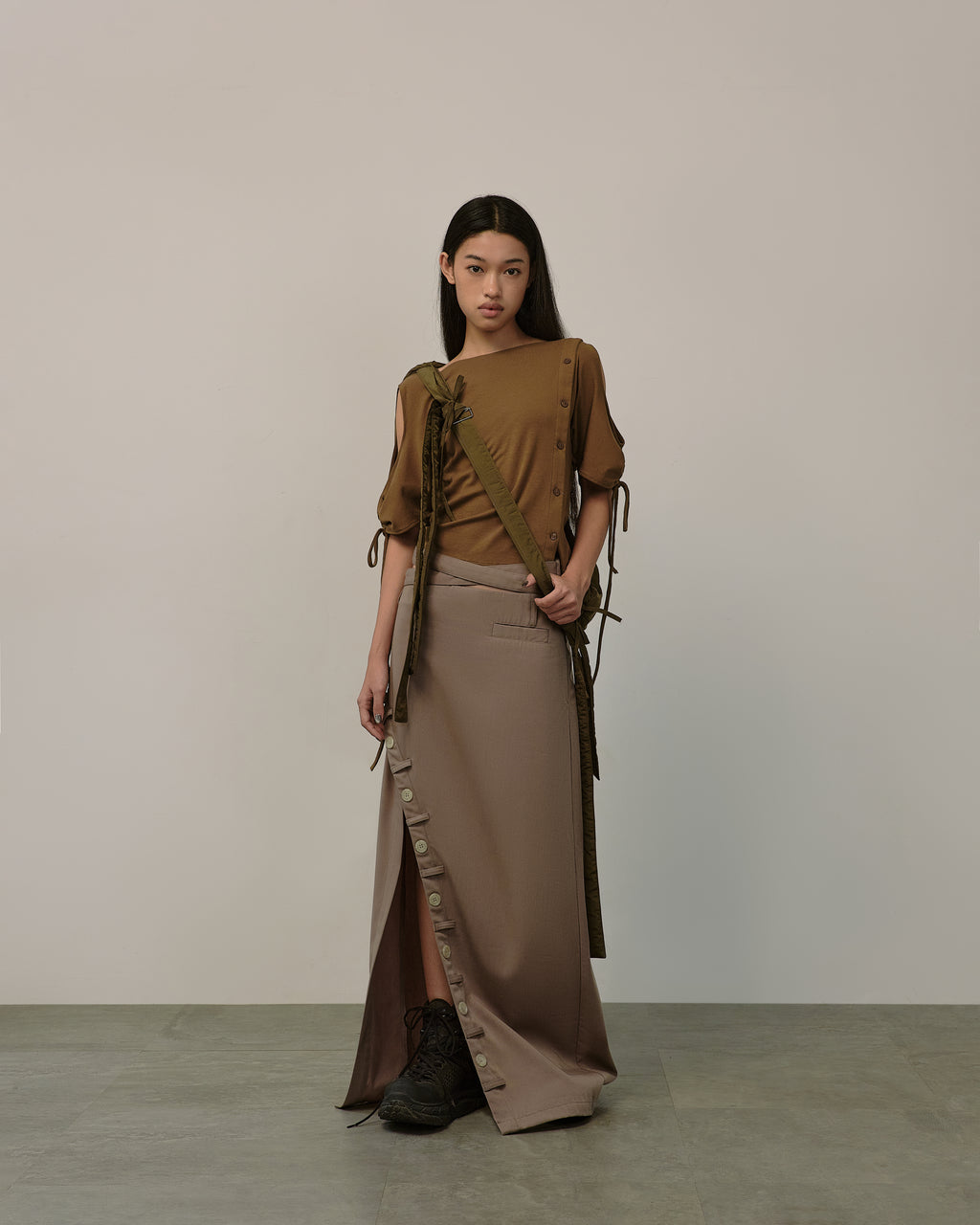 Button Split Skirt [Warm Grey]
